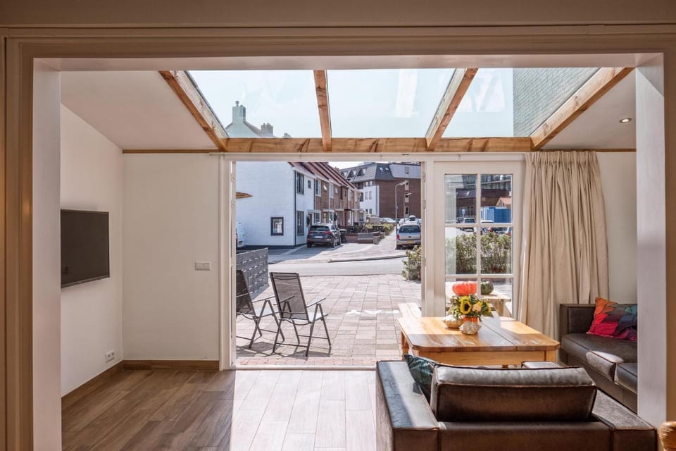 Fay House in Egmond aan Zee