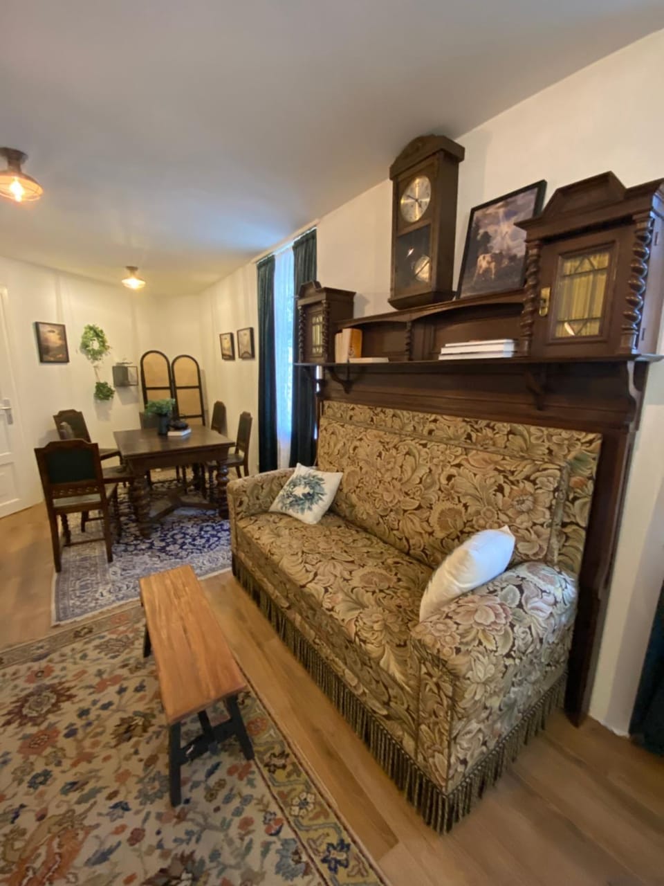 Living room, Seating area, Bedroom