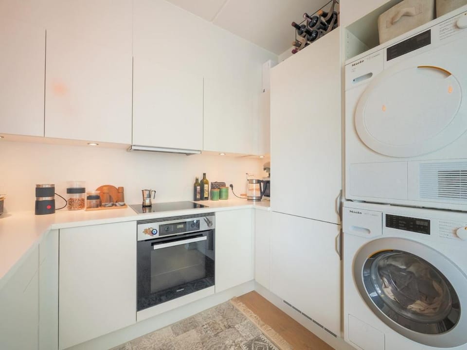 Bright & Comfortable Stay in Trendy Carlsberg Apartment in Frederiksberg