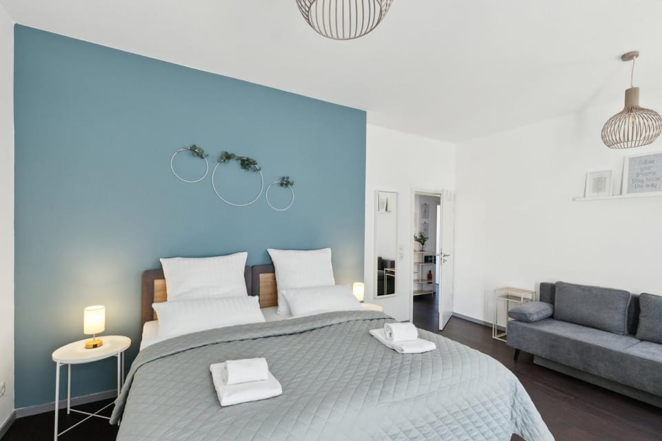 Bed, Living room, Photo of the whole room, Bedroom