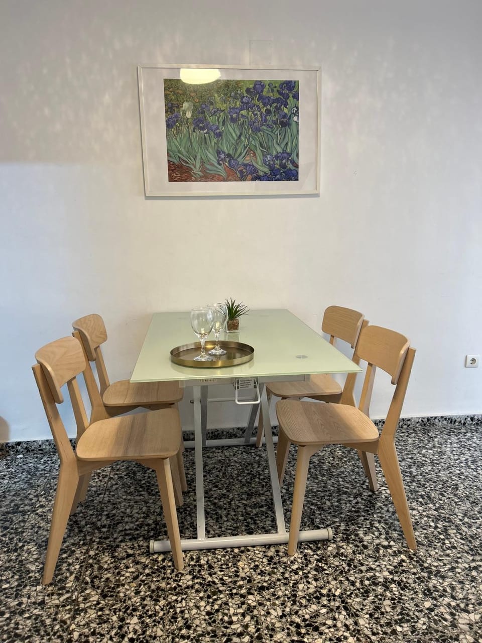 Seating area, Dining area