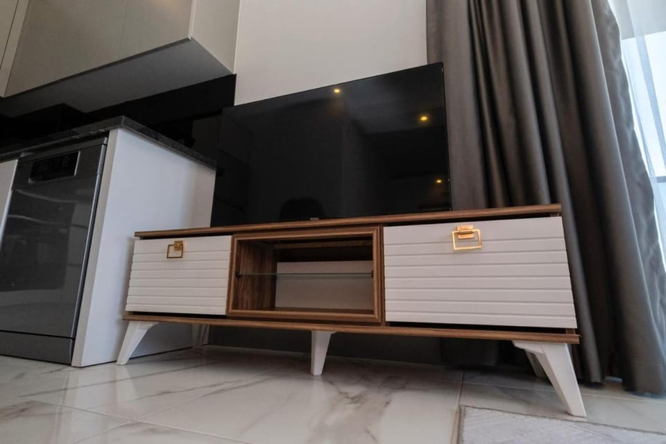 Communal lounge/ TV room, TV and multimedia