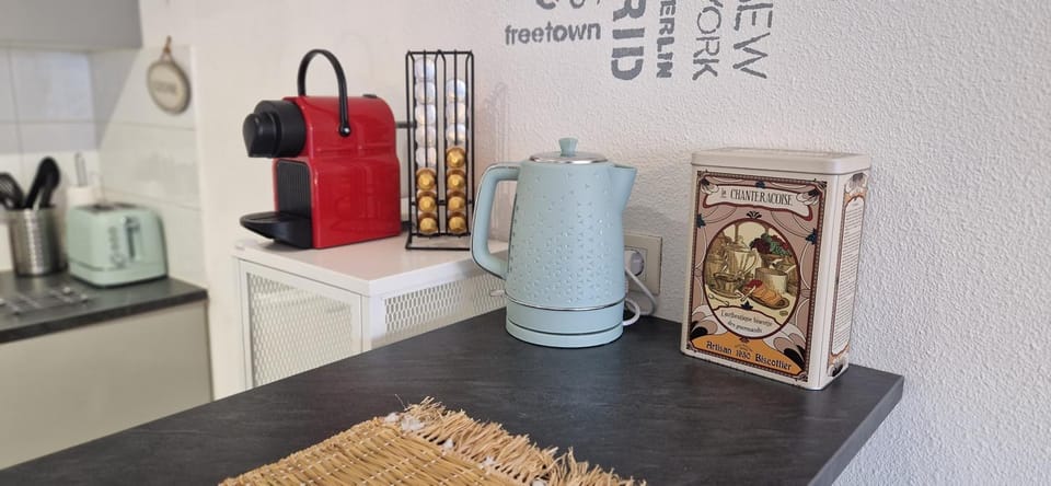 Coffee/tea facilities