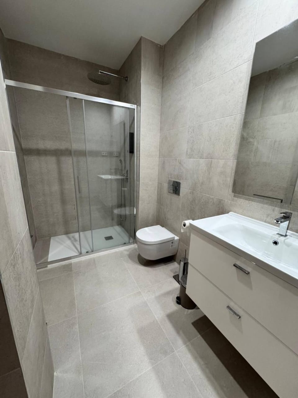 Shower, Toilet, Bathroom