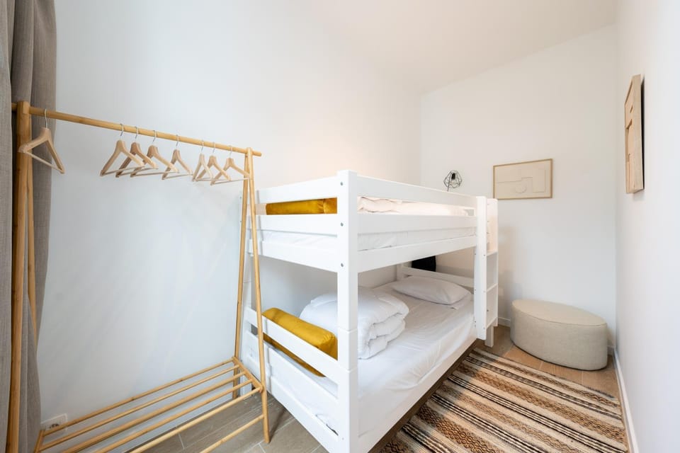 Bedroom, bunk bed, wardrobe