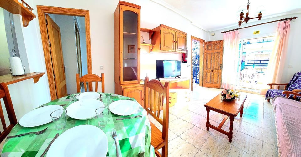 Apartamento dos dormitorios VERAMAR 5 1ª planta Apartment in Andalusia