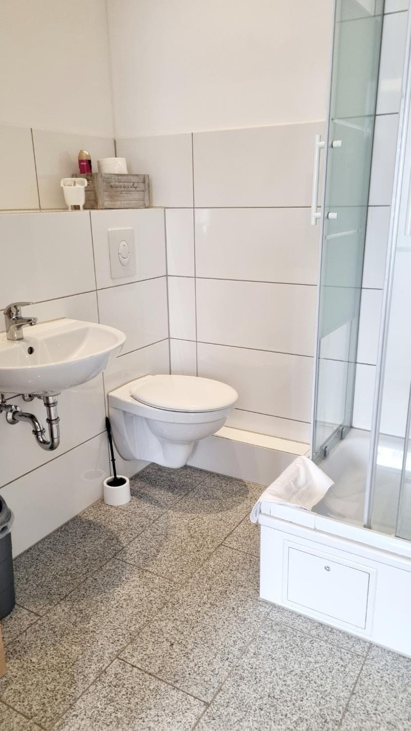 Shower, Bathroom