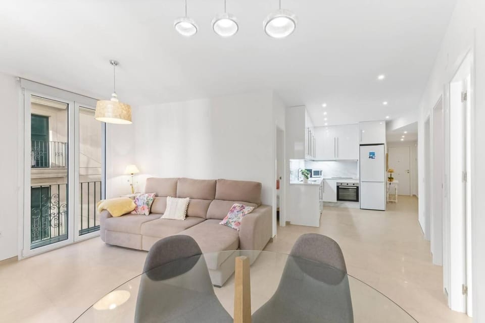 LovelyLofts Ayuntamiento Apartment in Alicante