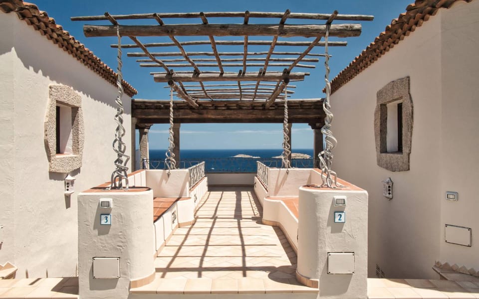 Property building, Sea view