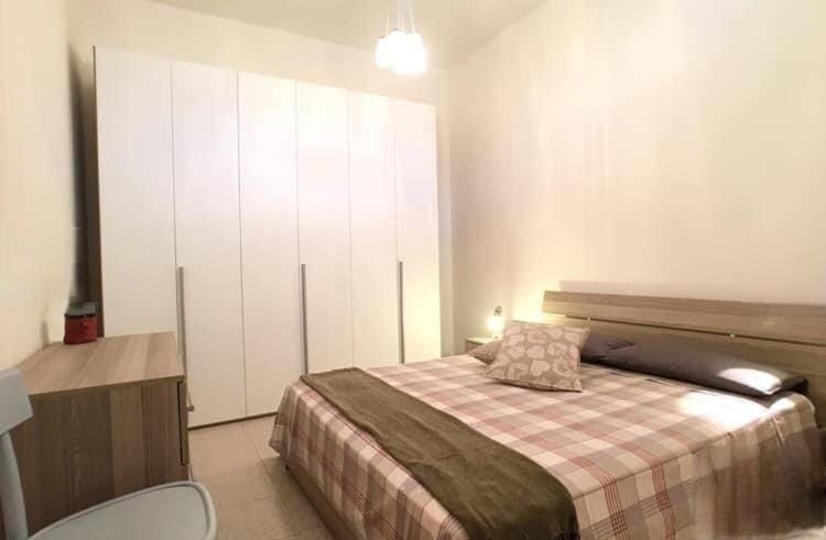 Bed, Bedroom, wardrobe