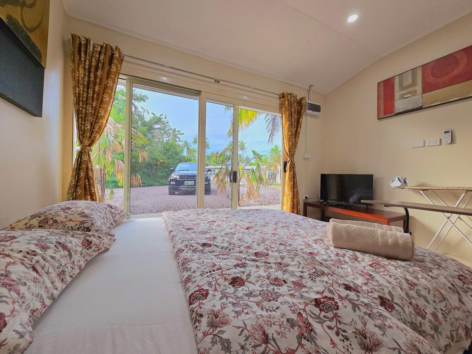 Seaside Exotic Studio in Suva City Quality bedding free wifi n parking Apartment in Suva