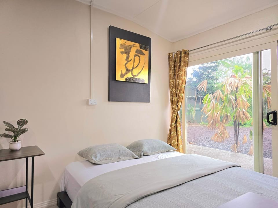 Seaside Exotic Studio in Suva City Quality bedding free wifi n parking Apartment in Suva