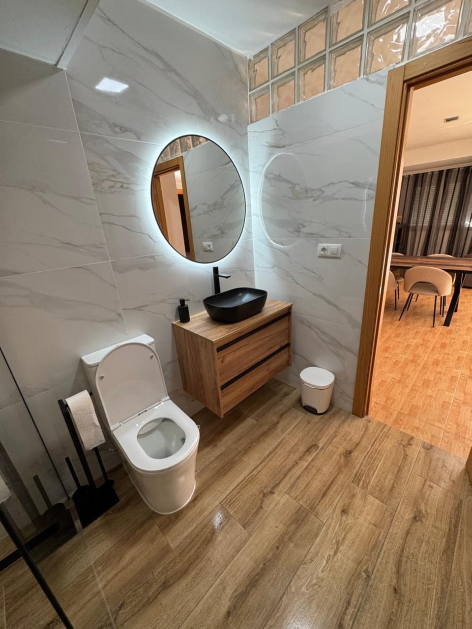Toilet, Bathroom