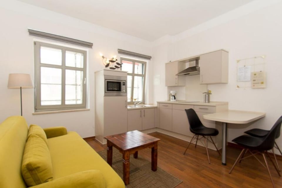 Kitchen or kitchenette, Living room, Dining area