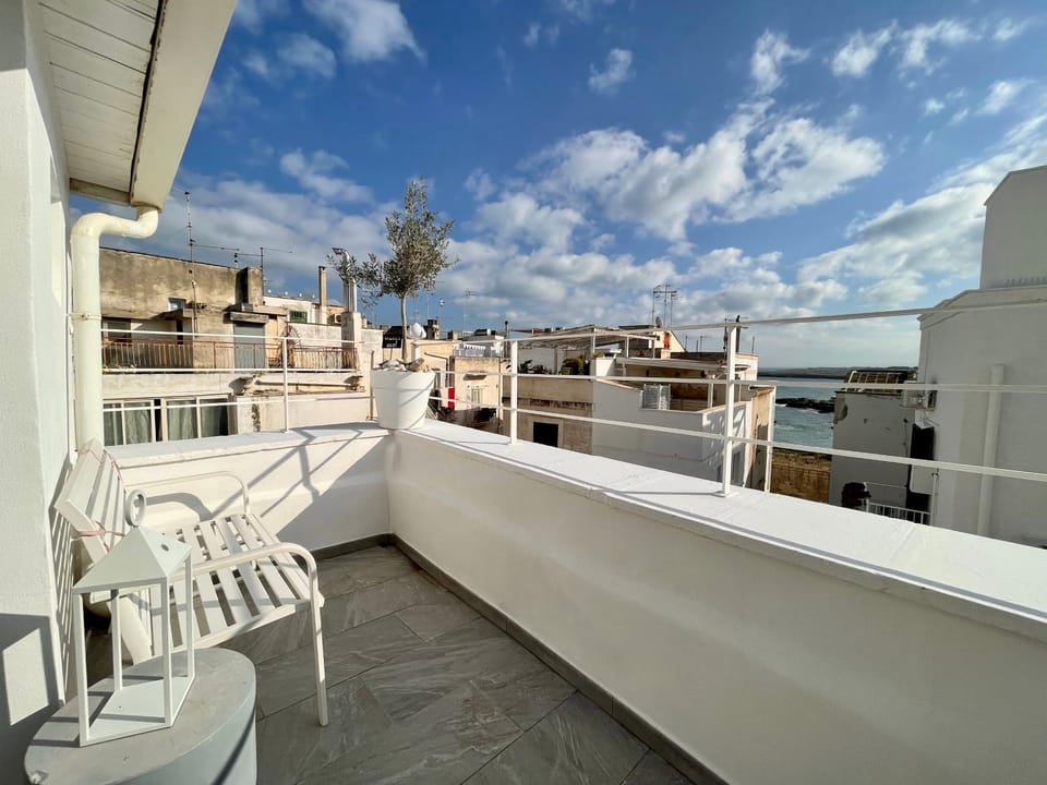 Patio, Day, View (from property/room), Balcony/Terrace, Sea view