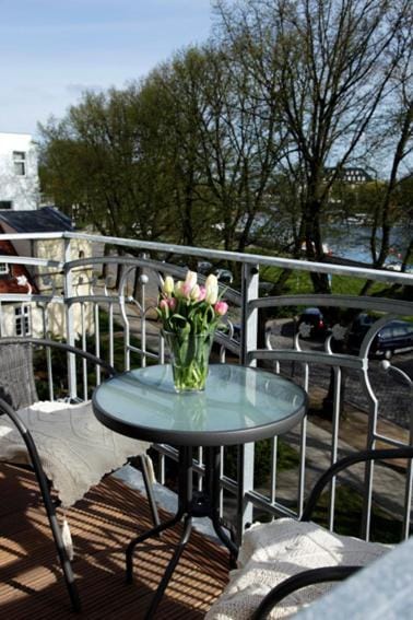 View (from property/room), Balcony/Terrace