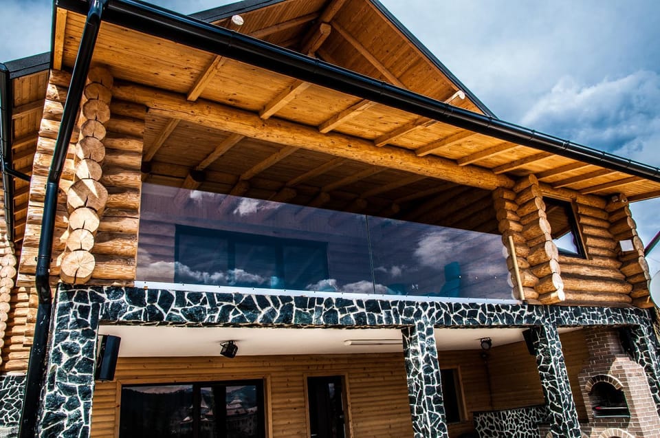 Property building, Day, BBQ facilities