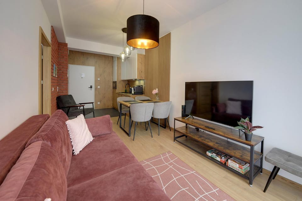 TV and multimedia, Kitchen or kitchenette, Living room