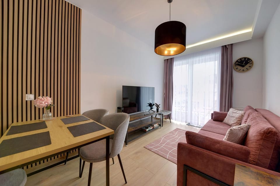 TV and multimedia, Seating area