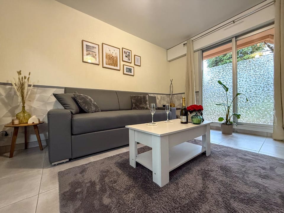 Villa Bel Air - appartement avec jardin et parking Apartment in Chartres