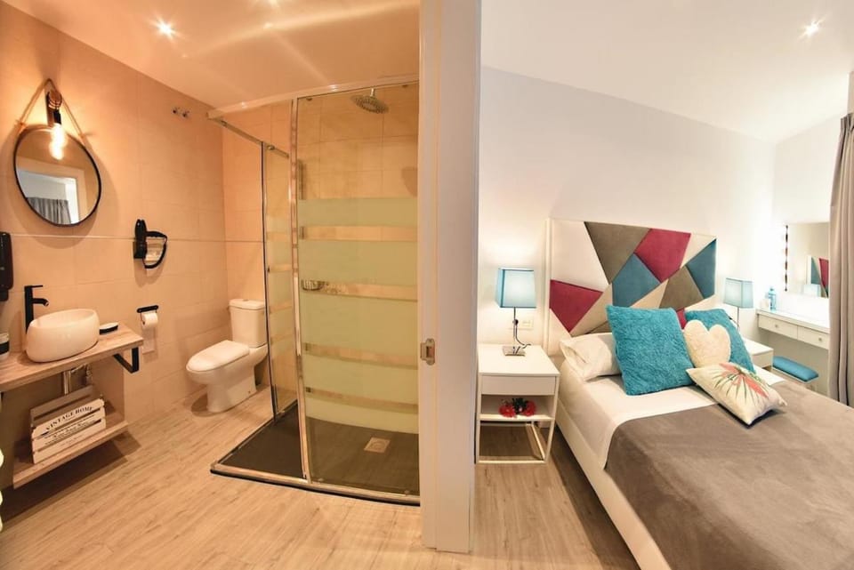 Shower, Bathroom