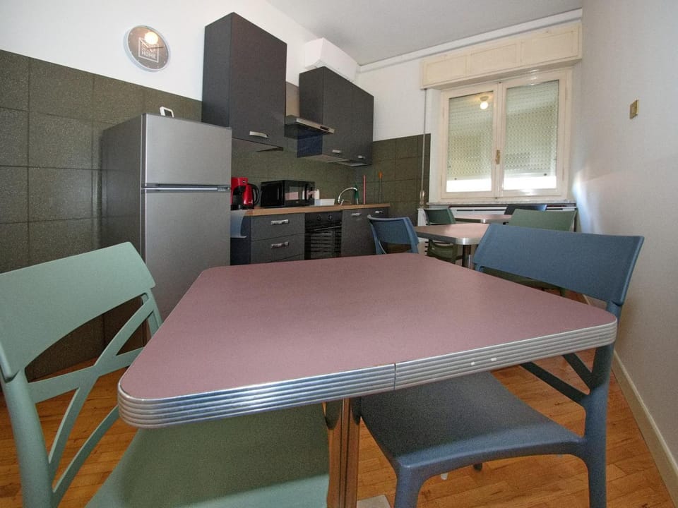 Kitchen or kitchenette, Kitchen or kitchenette