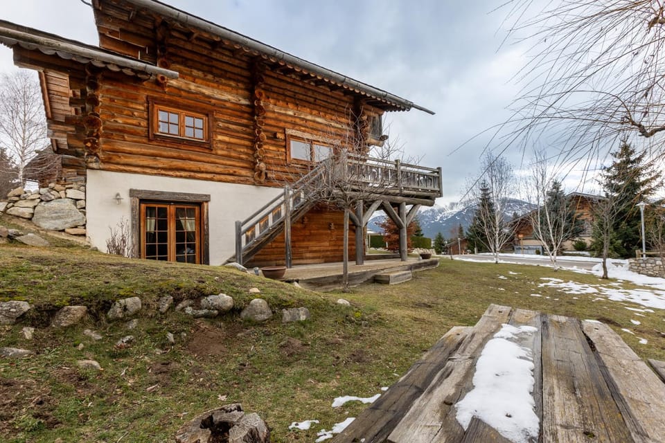 Property building, Natural landscape