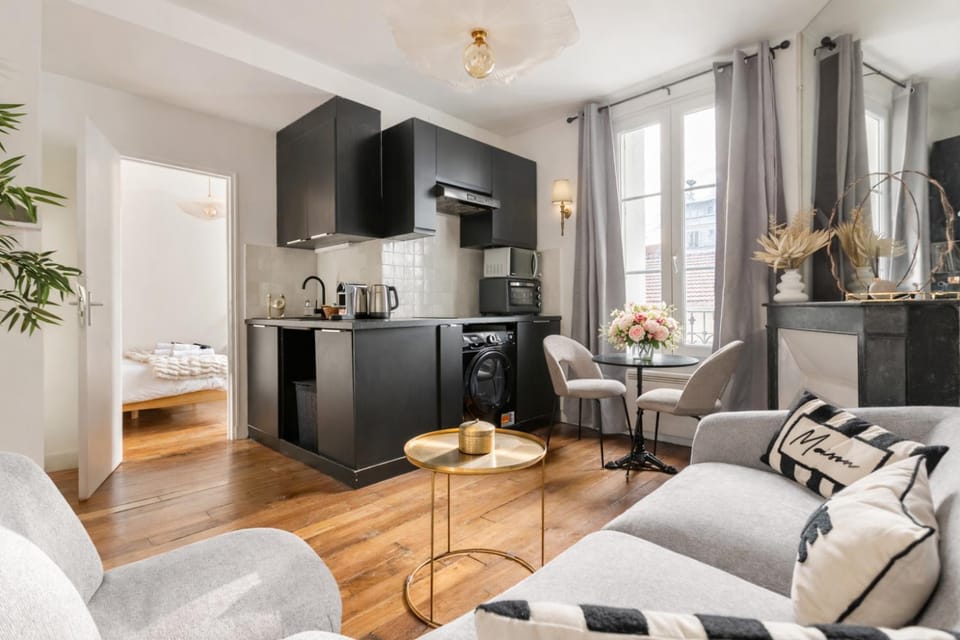 C O Great apartment in Paris Apartment in Paris