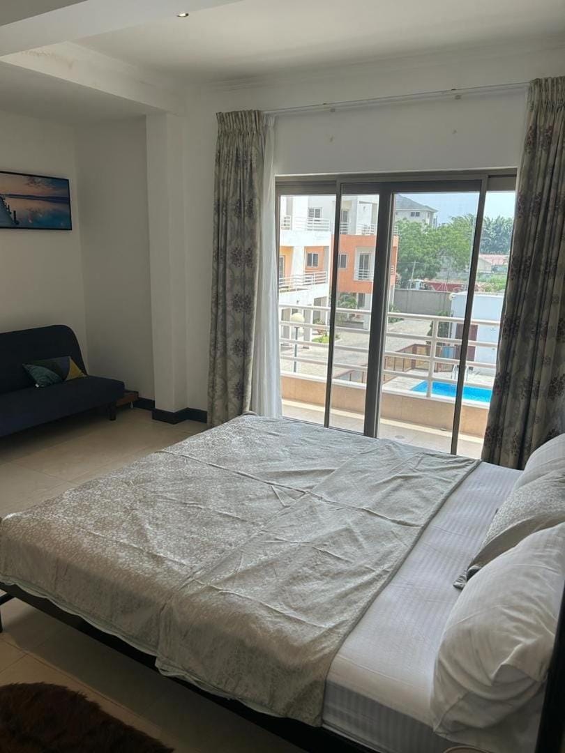 5 Bed Luxury Townhouse Apartment in Accra