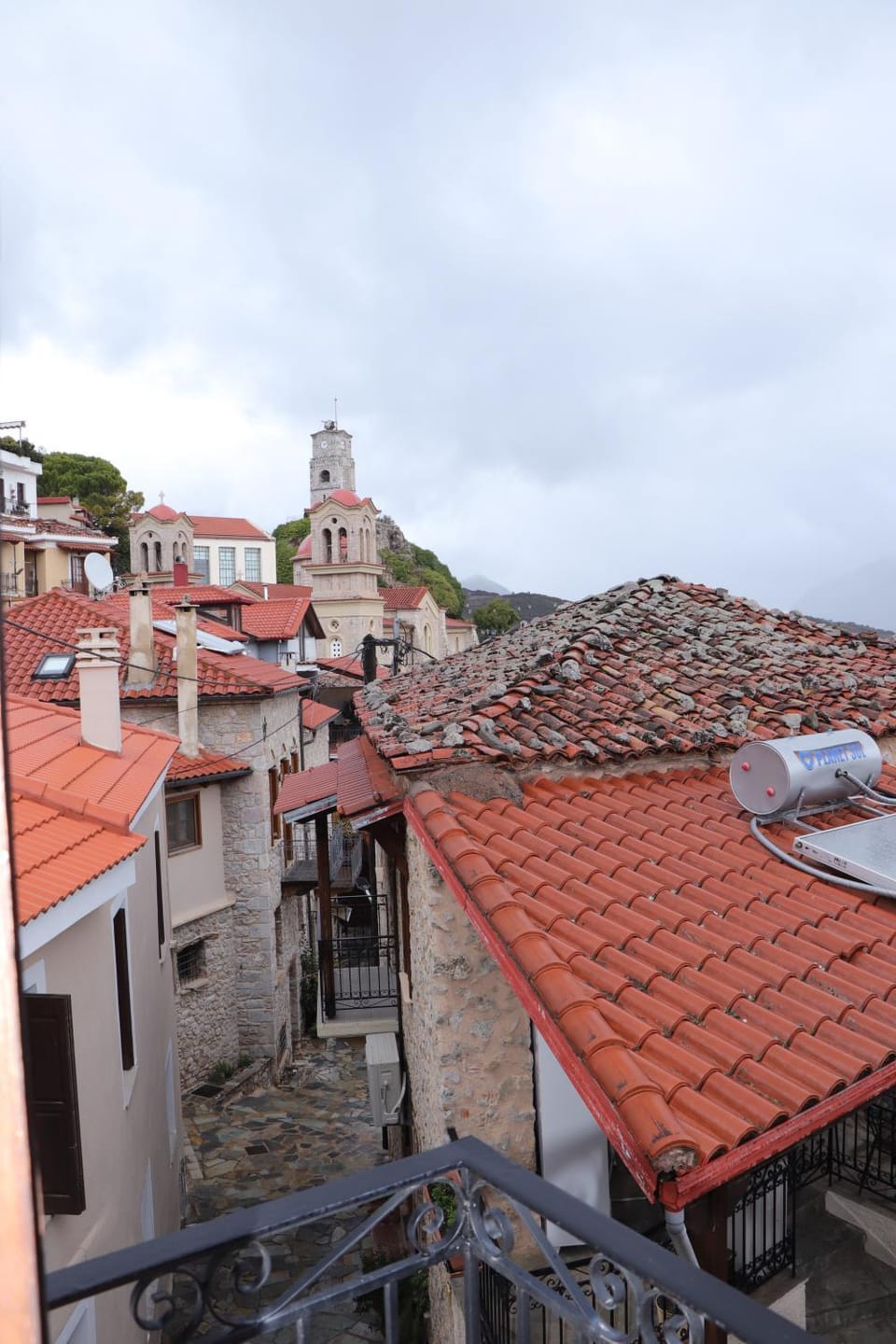 Arachova Maisonette House in Peloponnese, Western Greece and the Ionian