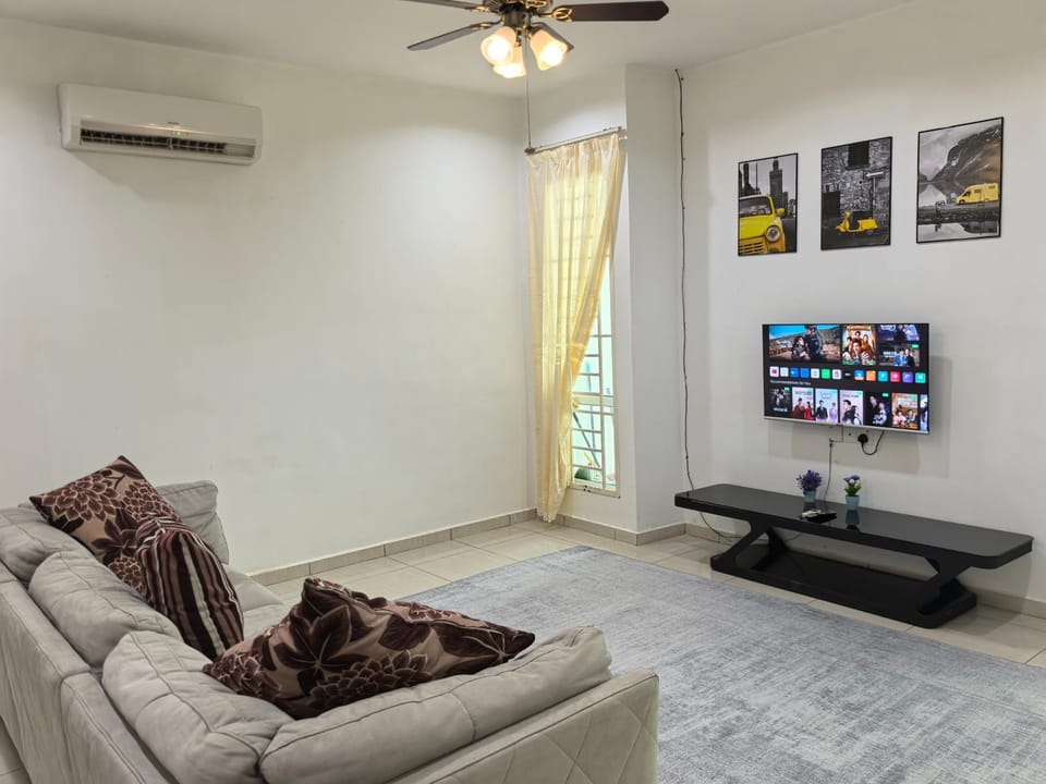 Langkawi A&A Homestay 13 Pax House in Kedah