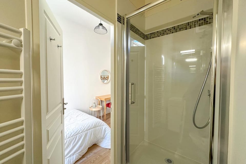 Flexliving - Studio - Parodi Apartment in Paris