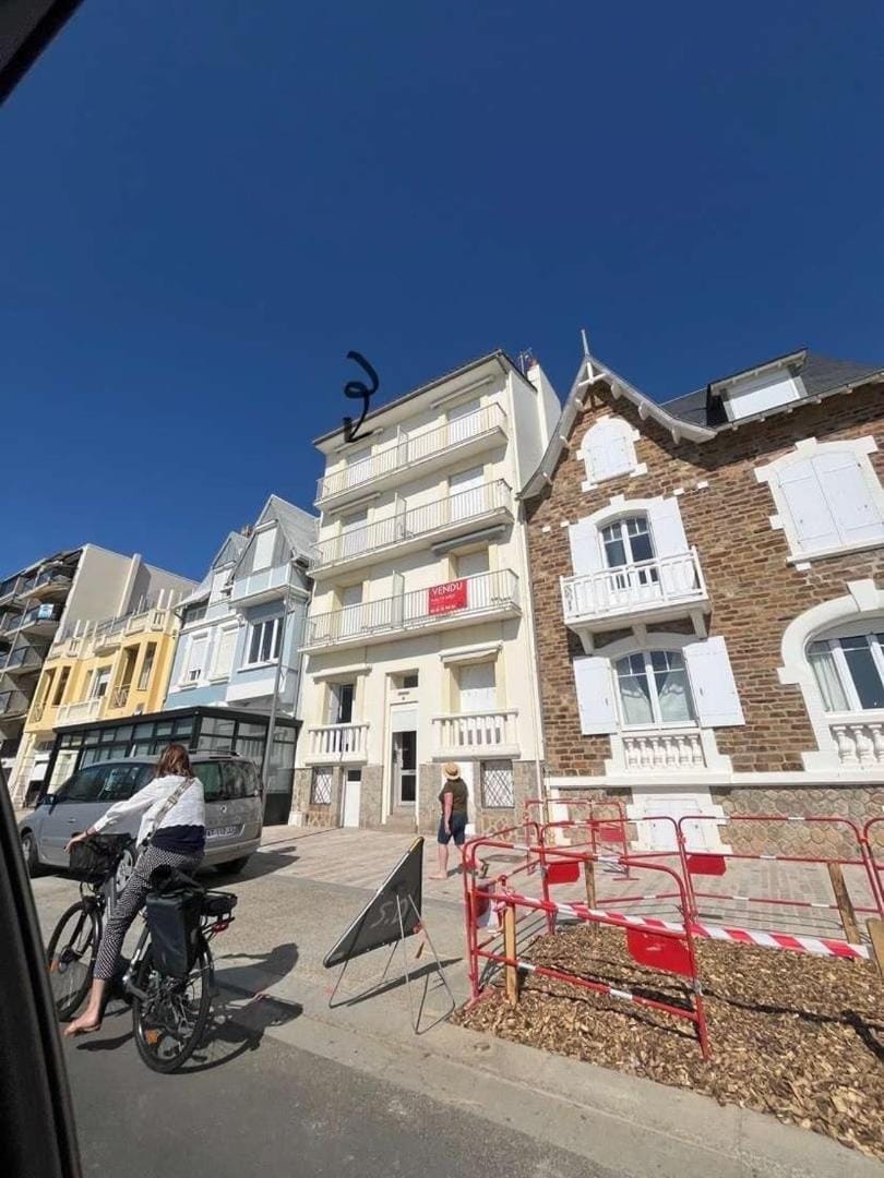 Appartement Davy et Yo - Vue Mer Apartment in Château-d'Olonne
