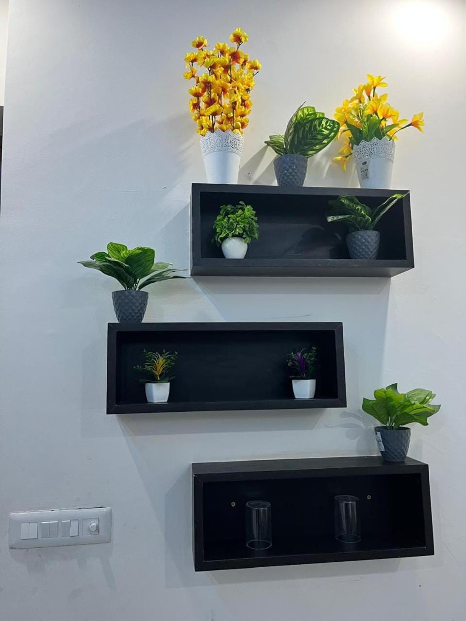 Golden palace studio Apartment in Noida