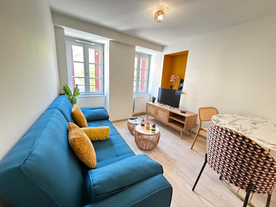 TV and multimedia, Living room