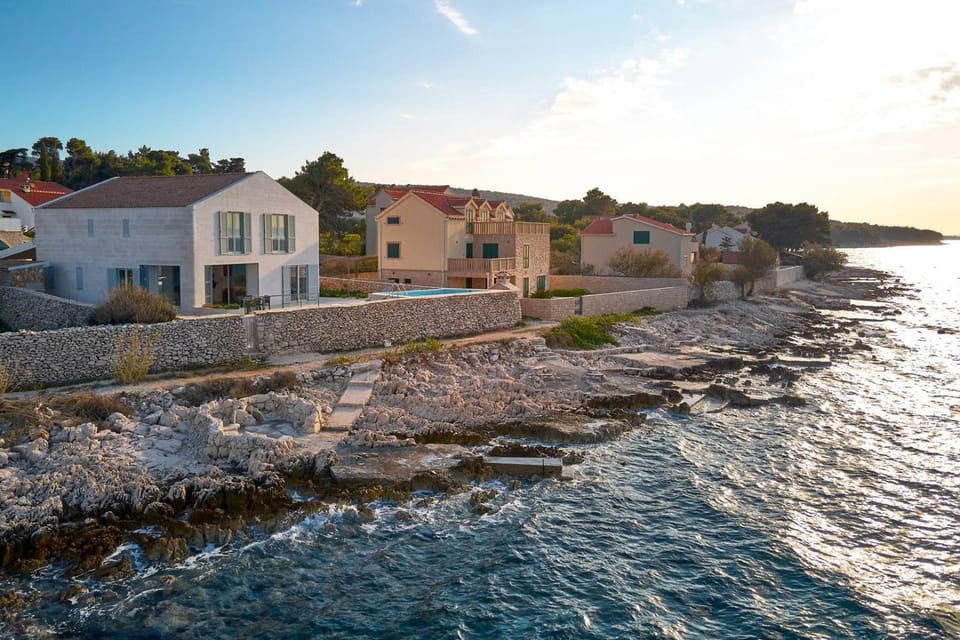 Property building, Day, Natural landscape, Summer, Beach, Sea view