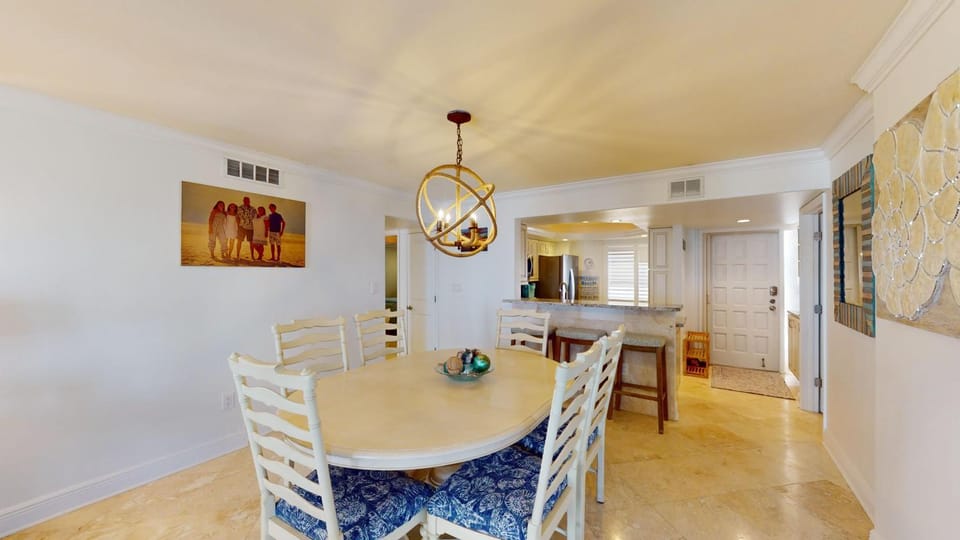 Sandarac 502B- Beachfront 3BR Condo with Pool & Views condo Apartment in Estero Island