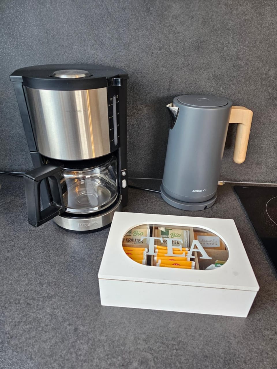 Coffee/tea facilities