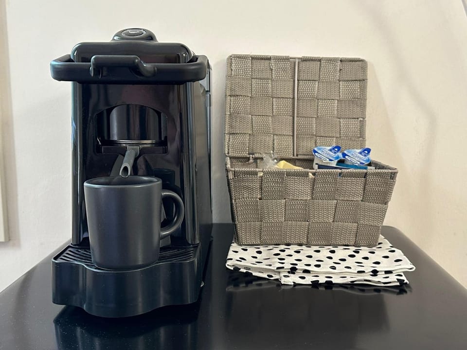 Coffee/tea facilities, Kitchen or kitchenette, toaster
