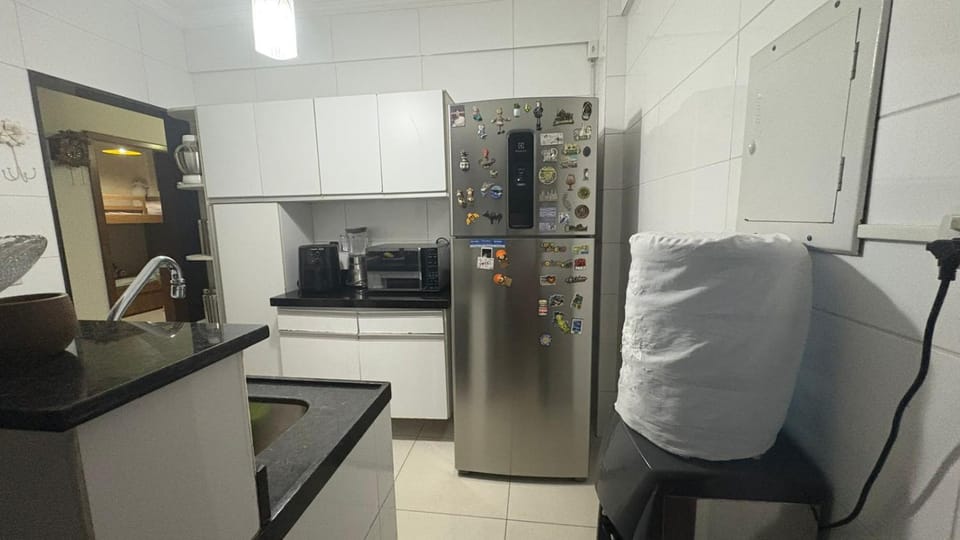 Coffee/tea facilities, Kitchen or kitchenette, oven, stove, toaster