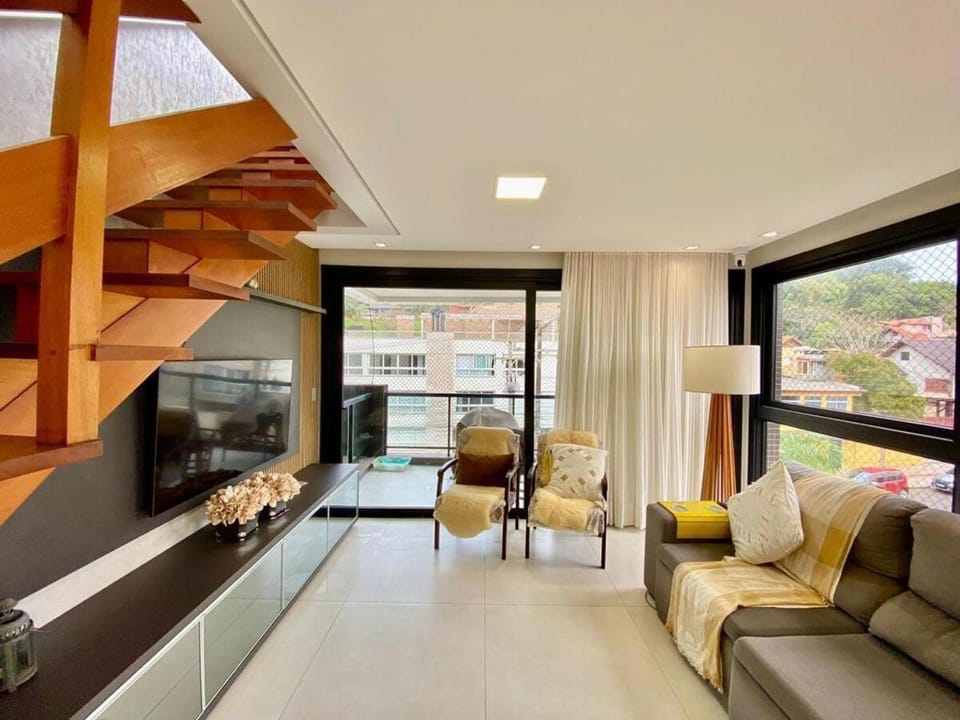 Cobertura inteira de alto padrão com 3 dormitórios e spa Apartment in State of Santa Catarina