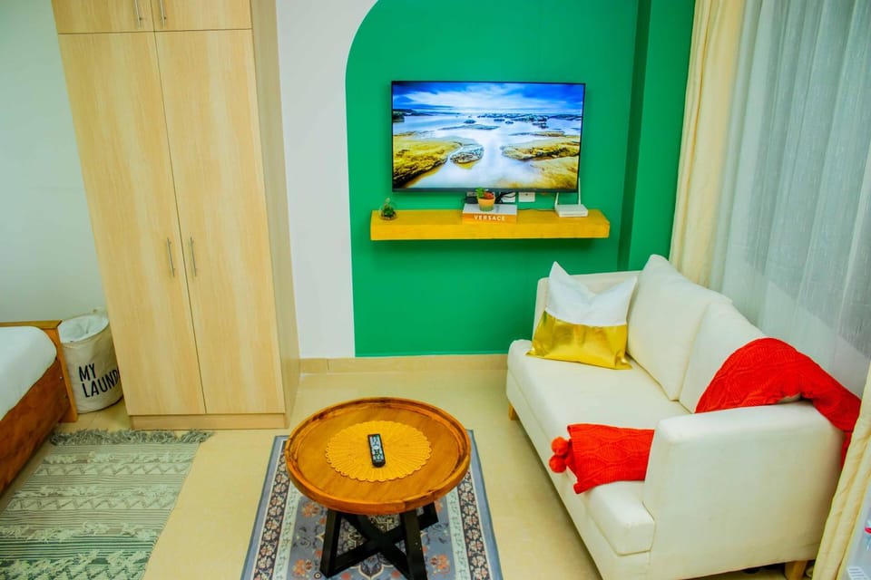 TV and multimedia, Seating area