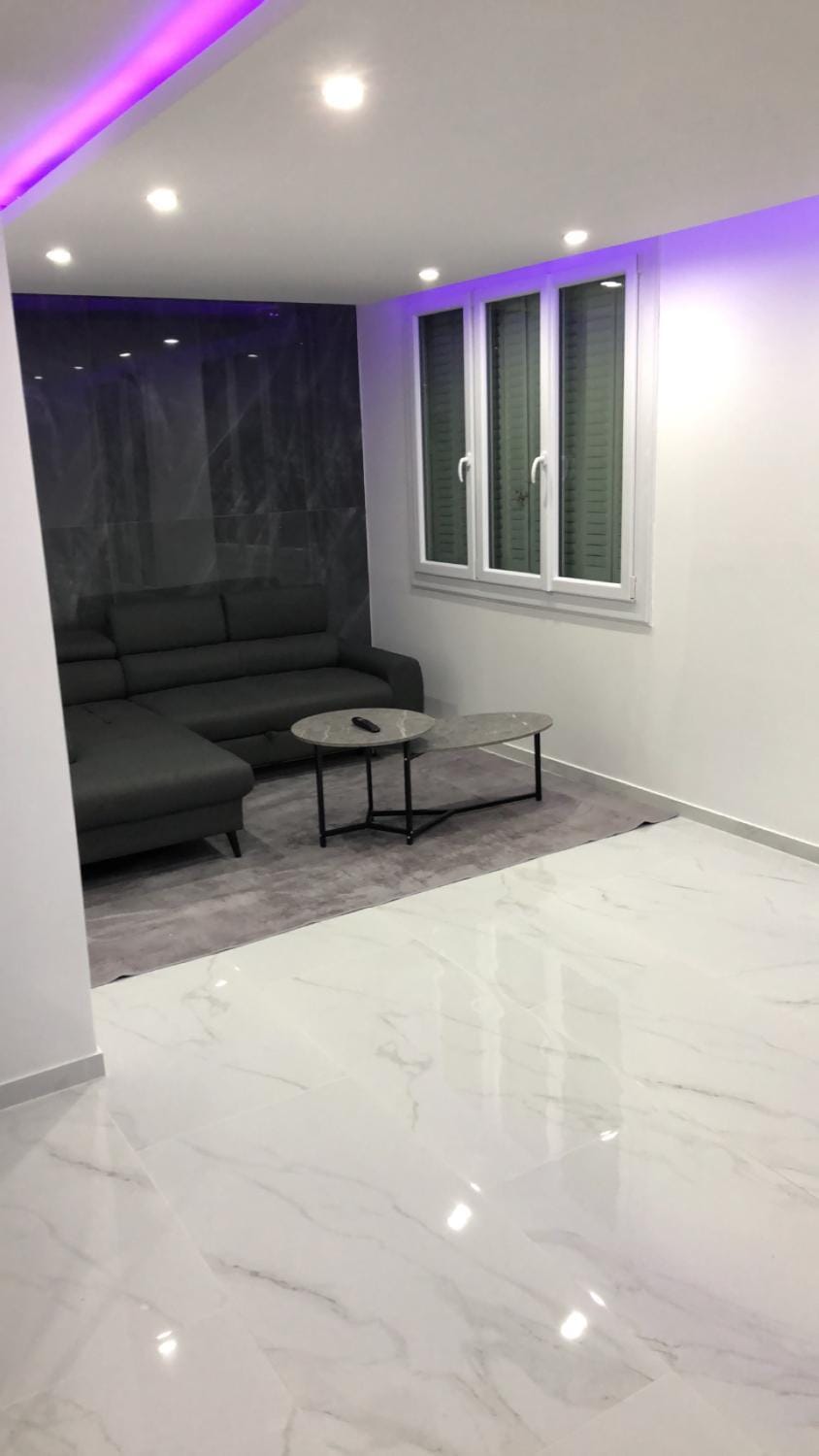 Logement haut standing Apartment in Grenoble