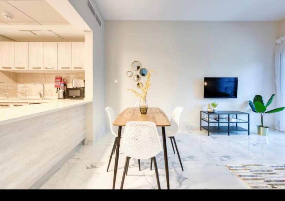 012 - Dubai South Apartment in Dubai