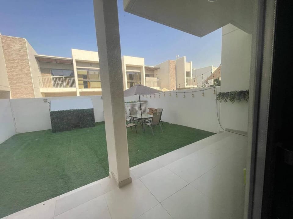 014 - Damac Hills Apartment in Dubai
