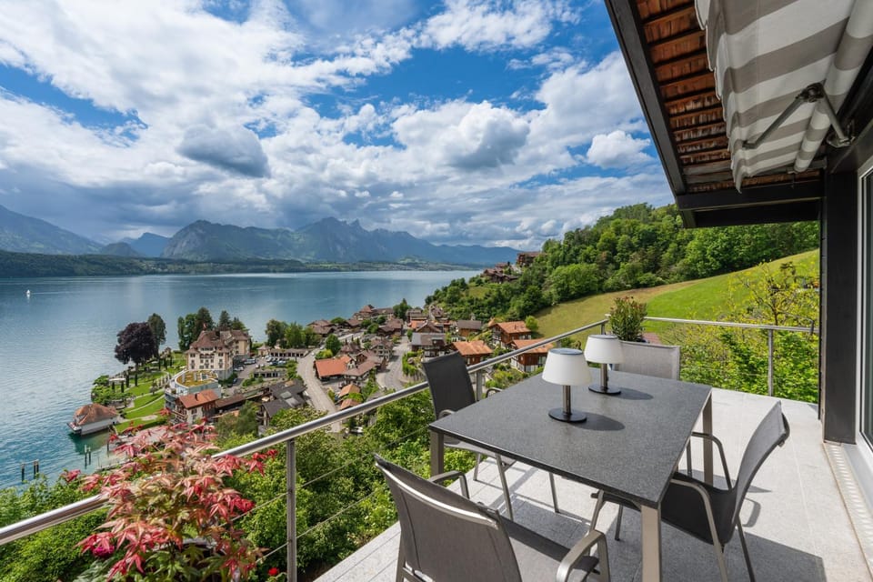 Spring, View (from property/room), Balcony/Terrace, Lake view, Mountain view