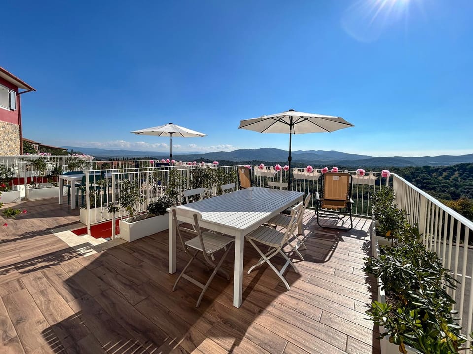 Balcony/Terrace, Dining area