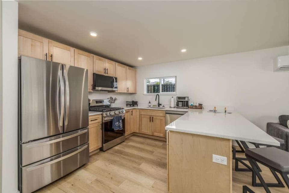 The Flats- Executive Suite-Downtown CDA Apartment in Coeur dAlene