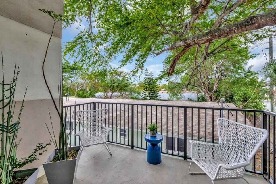 3BR 2.5BA Townhome-10 mins to FTL Beach and Downtown House in Fort Lauderdale