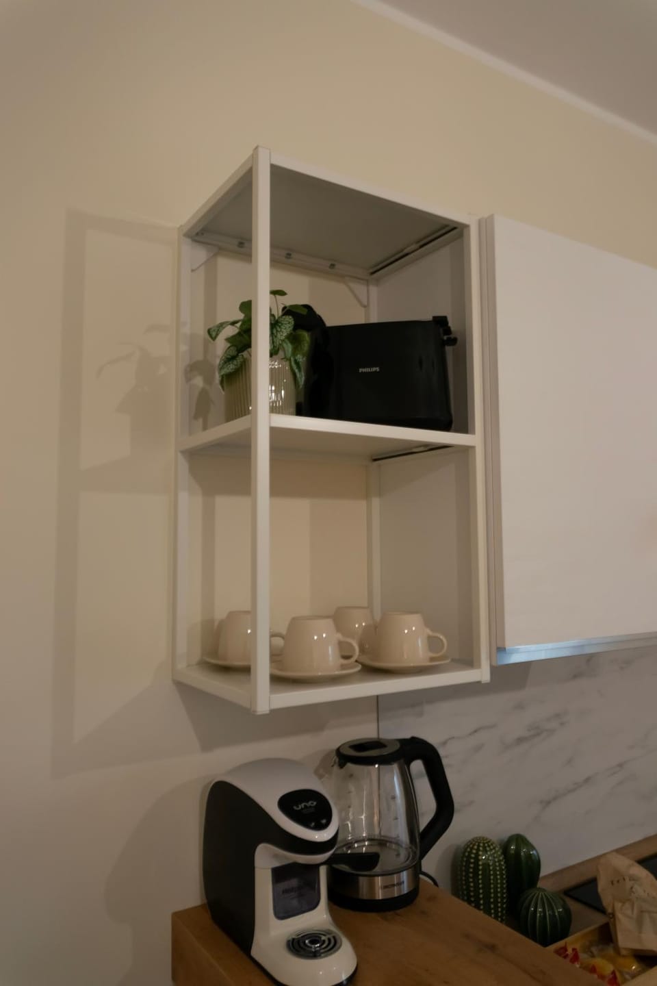 Coffee/tea facilities, Kitchen or kitchenette, minibar